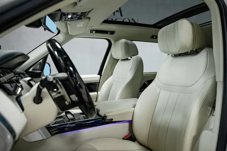 Land Rover Range Rover din 2024 cu 26.900 km - oferta LAN121926 - foto 10