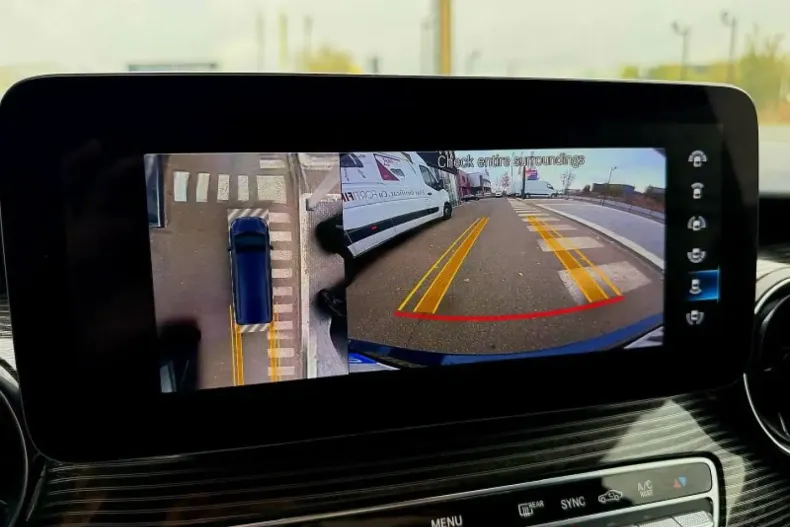 Mercedes-Benz V 250 din 2022 cu 118.313 km - oferta MER121931 - foto 11