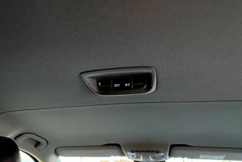 Mercedes-Benz V 250 din 2022 cu 118.313 km - oferta MER121931 - foto 14