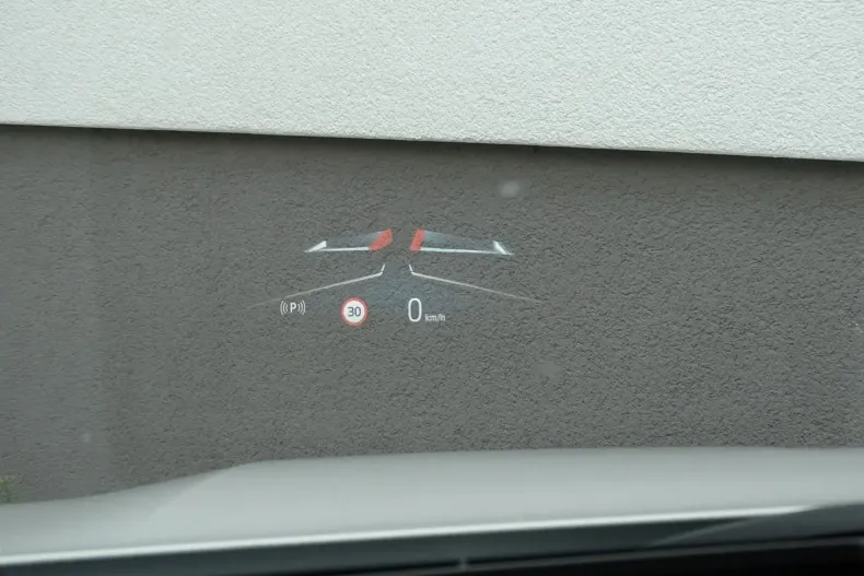 BMW 520 din 2024 cu 24.000 km - oferta BMW121933 - foto 13