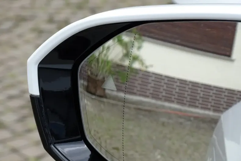 BMW 520 din 2024 cu 24.000 km - oferta BMW121933 - foto 14