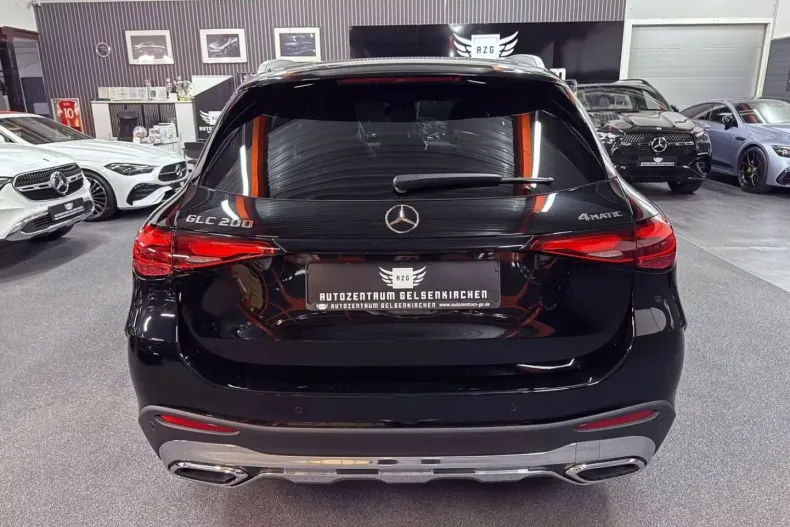 Mercedes-Benz GLC 200 din 2025 cu 1.250 km - oferta MER121941 - foto 6