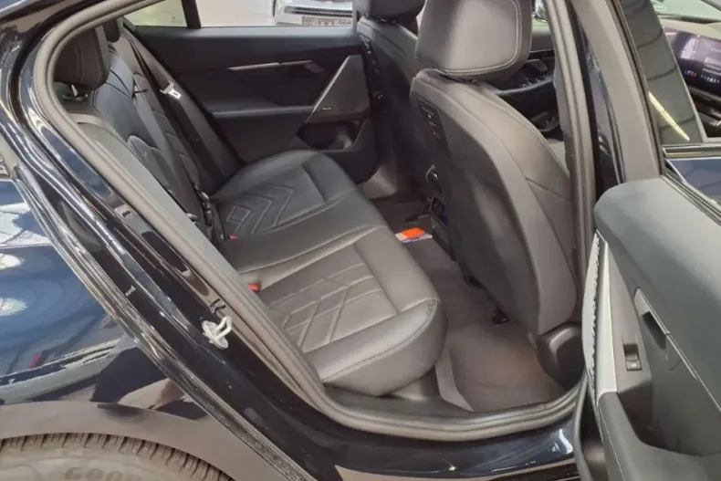 BMW 520 din 2024 cu 26.867 km - oferta BMW121943 - foto 7