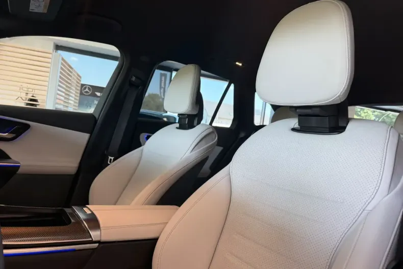 Mercedes-Benz GLC 300 din 2024 cu 12.483 km - oferta MER121944 - foto 12