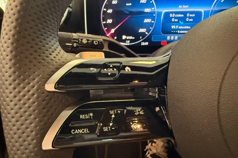 Mercedes-Benz GLC 300 din 2024 cu 12.483 km - oferta MER121944 - foto 13