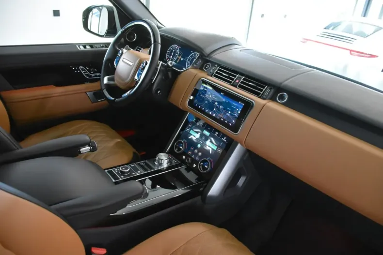 Land Rover Range Rover din 2021 cu 67.261 km - oferta LAN121947 - foto 26