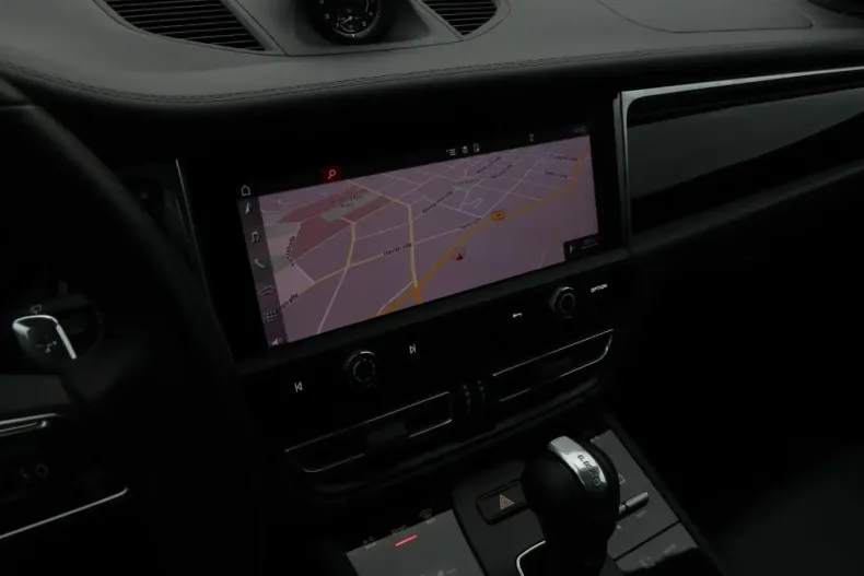 Porsche Macan din 2023 cu 49.913 km - oferta POR121950 - foto 20