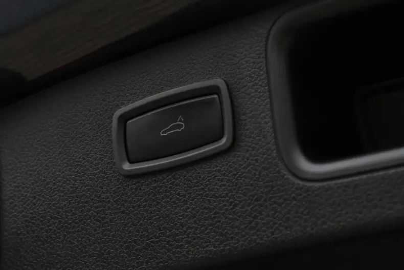 Porsche Macan din 2023 cu 49.913 km - oferta POR121950 - foto 25