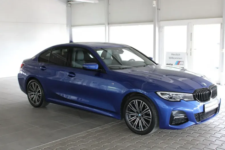 BMW 320 din 2022 cu 92.121 km - oferta BMW121953 - foto 4