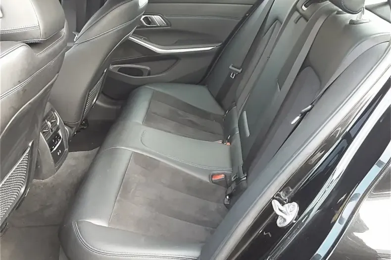 BMW 320 din 2021 cu 79.900 km - oferta BMW121957 - foto 6