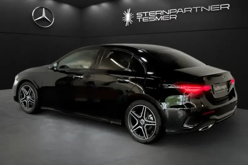 Mercedes-Benz A 180 din 2023 cu 29.997 km - oferta MER121964 - foto 3