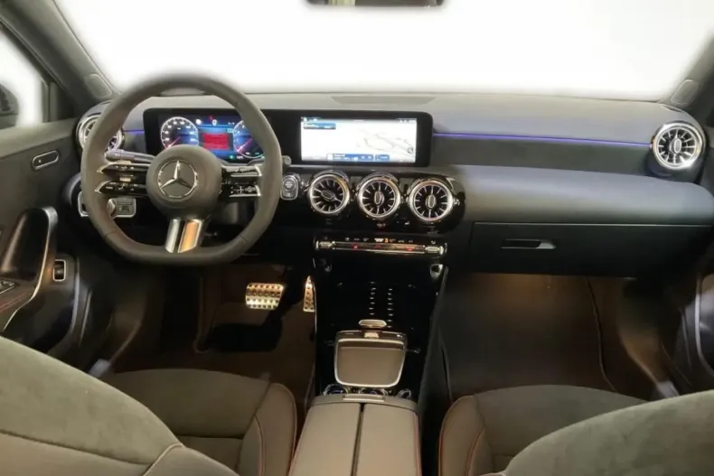 Mercedes-Benz A 180 din 2023 cu 29.997 km - oferta MER121964 - foto 7