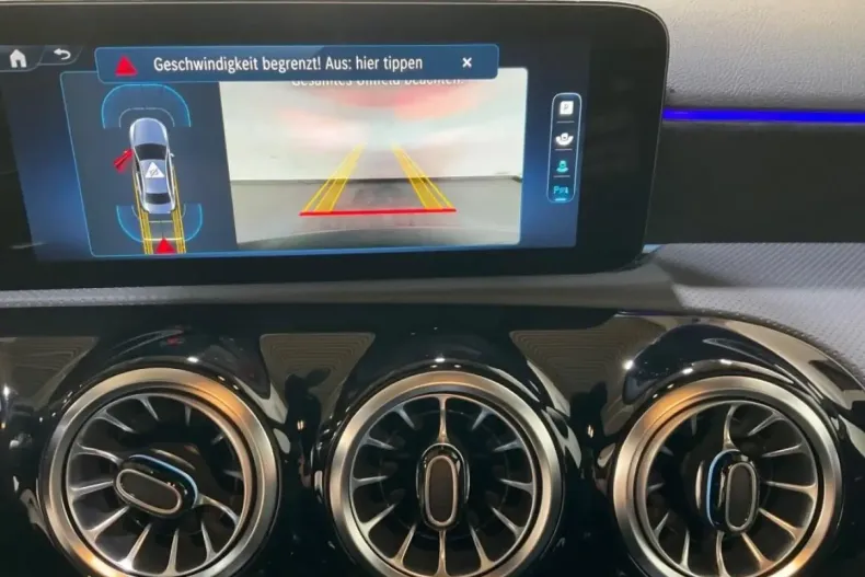 Mercedes-Benz A 180 din 2023 cu 29.997 km - oferta MER121964 - foto 13