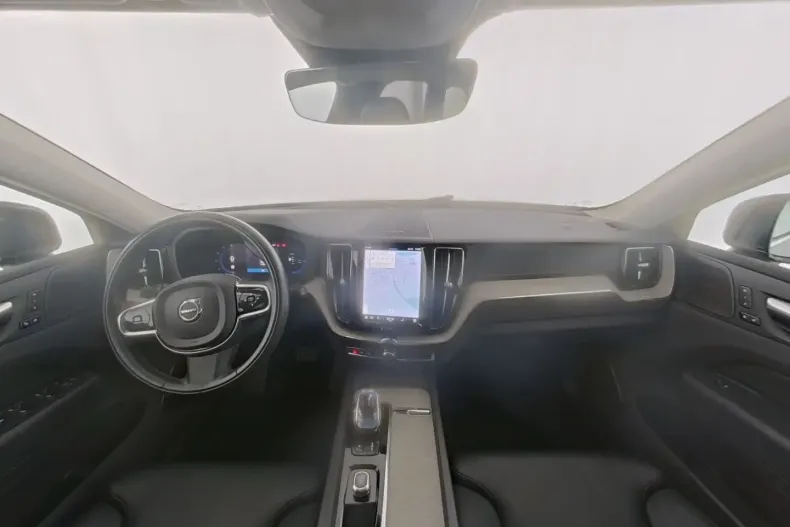 Volvo XC60 din 2022 cu 92.109 km - oferta VOL121965 - foto 12