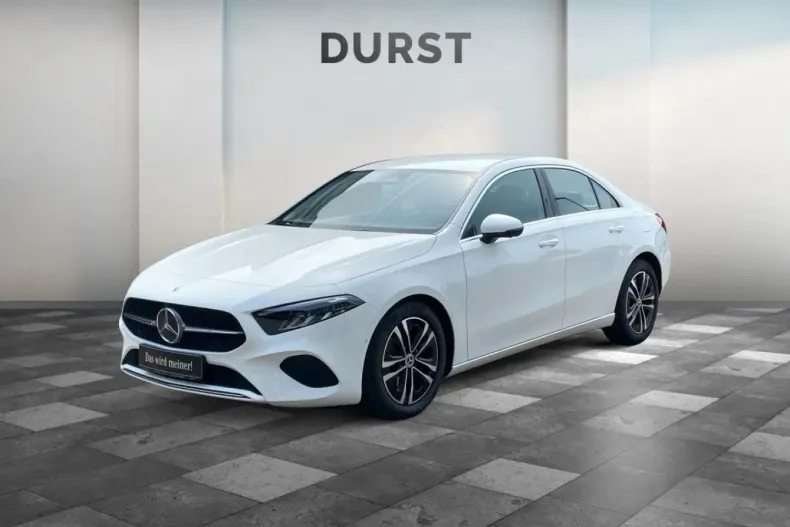 Mercedes-Benz A 180 din 2024 cu 8.820 km - oferta MER121966 - foto 3