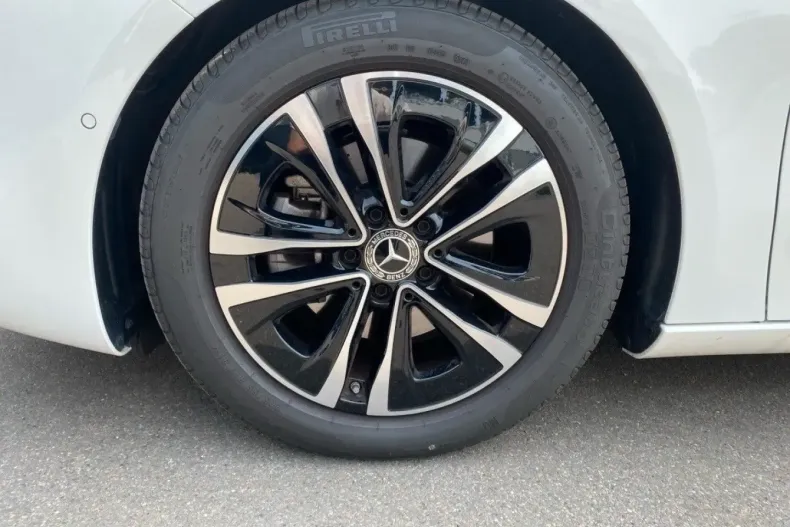 Mercedes-Benz A 180 din 2024 cu 8.820 km - oferta MER121966 - foto 10