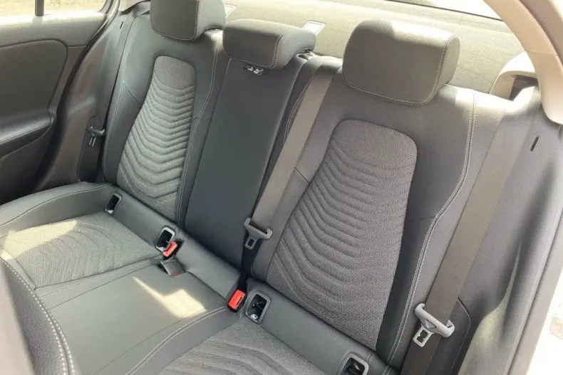 Mercedes-Benz A 180 din 2024 cu 8.820 km - oferta MER121966 - foto 14