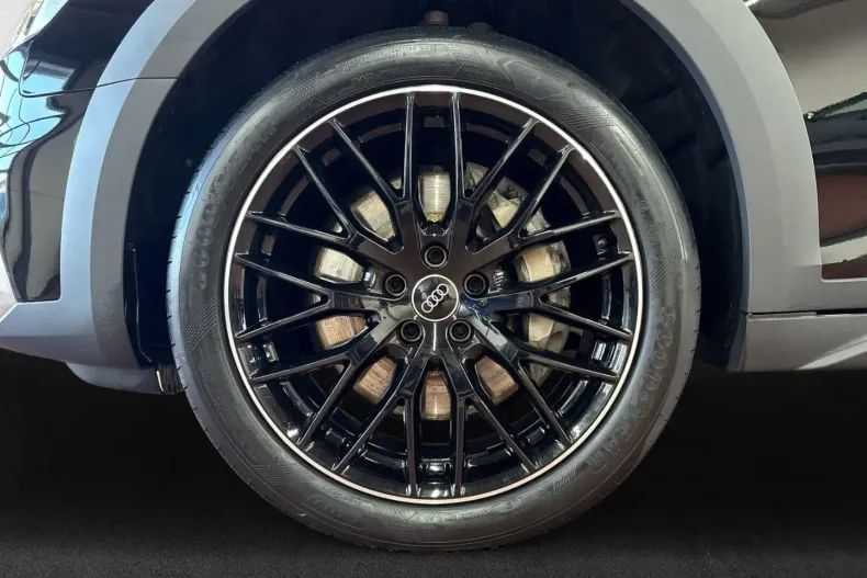 Audi A4 Allroad din 2022 cu 68.600 km - oferta AUD121969 - foto 6