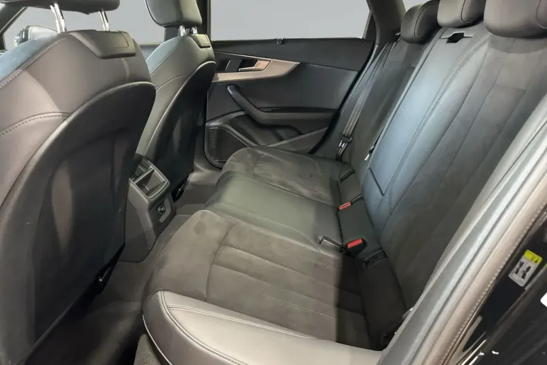 Audi A4 Allroad din 2022 cu 68.600 km - oferta AUD121969 - foto 11