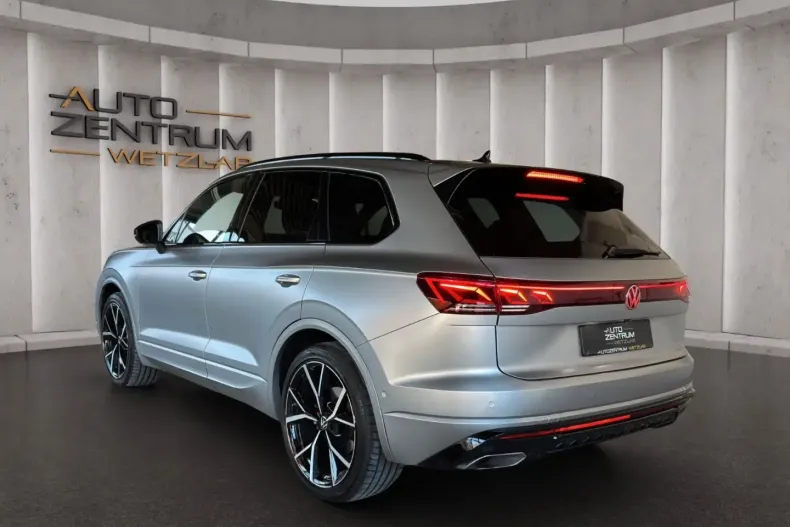 Volkswagen Touareg din 2024 cu 8.790 km - oferta VOL121976 - foto 9