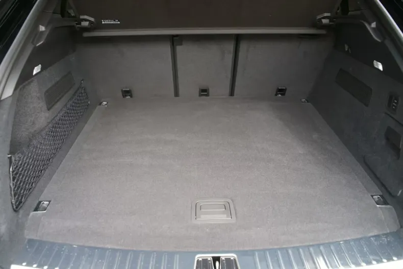 Porsche Cayenne din 2025 cu 6.299 km - oferta POR121981 - foto 6