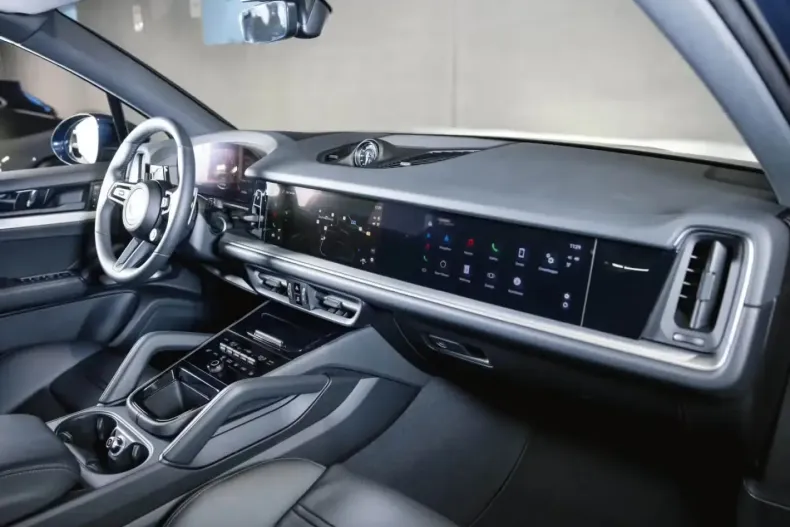 Porsche Cayenne din 2025 cu 6.999 km - oferta POR121993 - foto 6