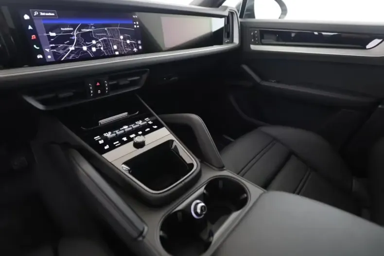 Porsche Cayenne din 2025 cu 6.999 km - oferta POR121993 - foto 11