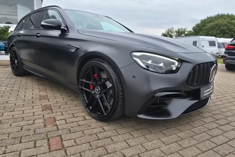 Mercedes-Benz E 63 AMG din 2023 cu 13.210 km - oferta MER121994 - foto 3