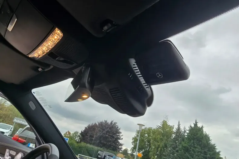 Mercedes-Benz E 63 AMG din 2023 cu 13.210 km - oferta MER121994 - foto 18