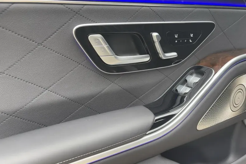 Mercedes-Benz S 350 din 2023 cu 16.519 km - oferta MER121995 - foto 12