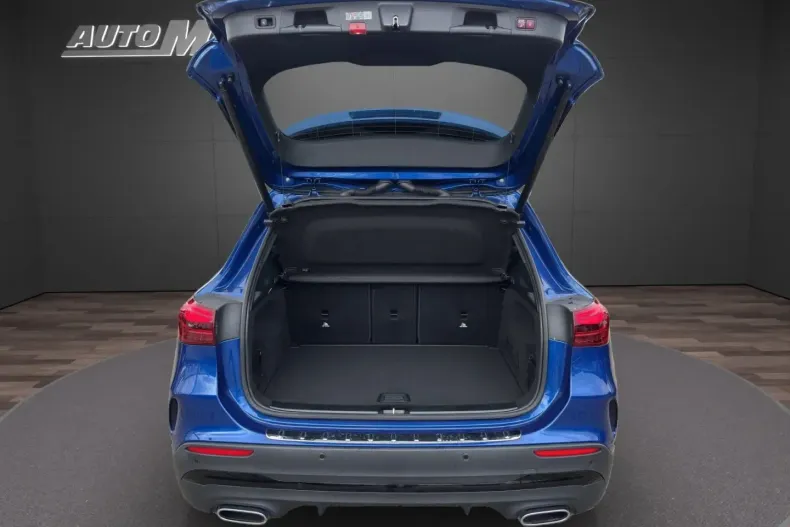 Mercedes-Benz GLA 200 din 2024 cu 26.000 km - oferta MER122000 - foto 11