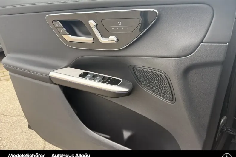 Mercedes-Benz GLC 300 din 2024 cu 13.595 km - oferta MER122010 - foto 9