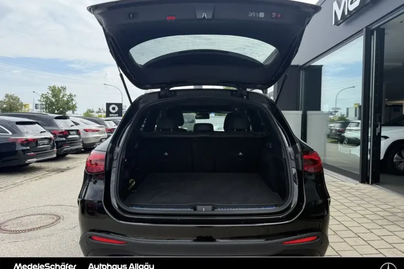 Mercedes-Benz GLC 300 din 2024 cu 13.595 km - oferta MER122010 - foto 14