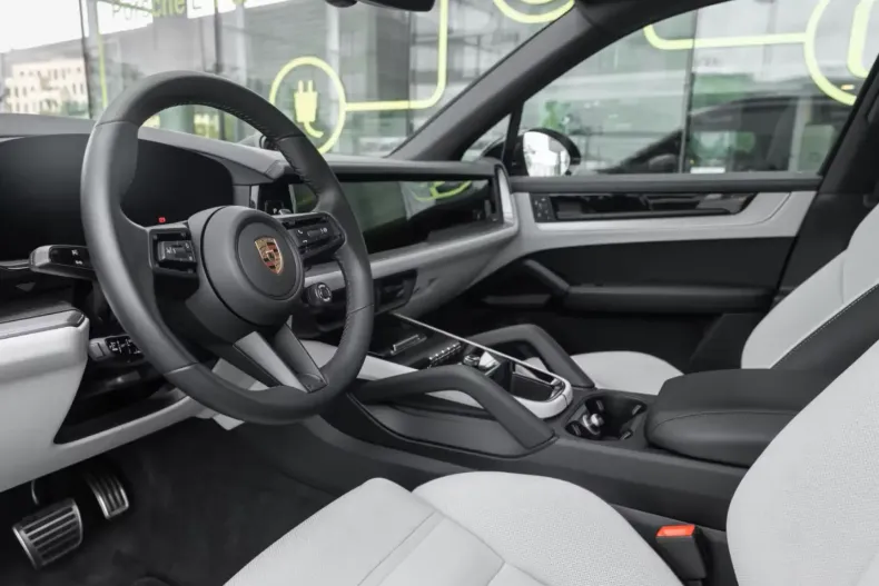 Porsche Cayenne din 2024 cu 12.249 km - oferta POR122012 - foto 16