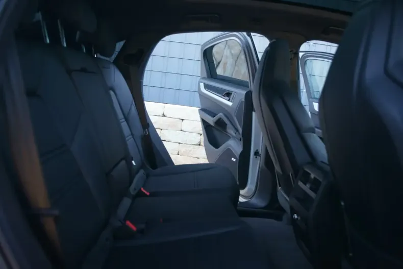 Porsche Cayenne din 2025 cu 8.999 km - oferta POR122024 - foto 5