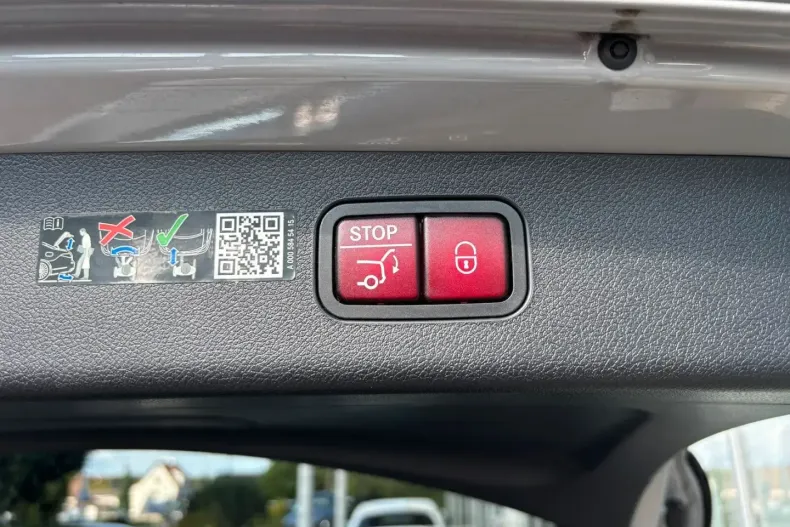 Mercedes-Benz E 53 AMG din 2024 cu 22.868 km - oferta MER122027 - foto 8