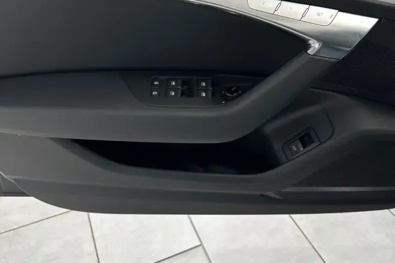 Audi S6 din 2023 cu 57.912 km - oferta AUD122040 - foto 7