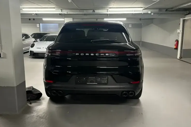 Porsche Cayenne din 2025 cu 14.700 km - oferta POR122041 - foto 5