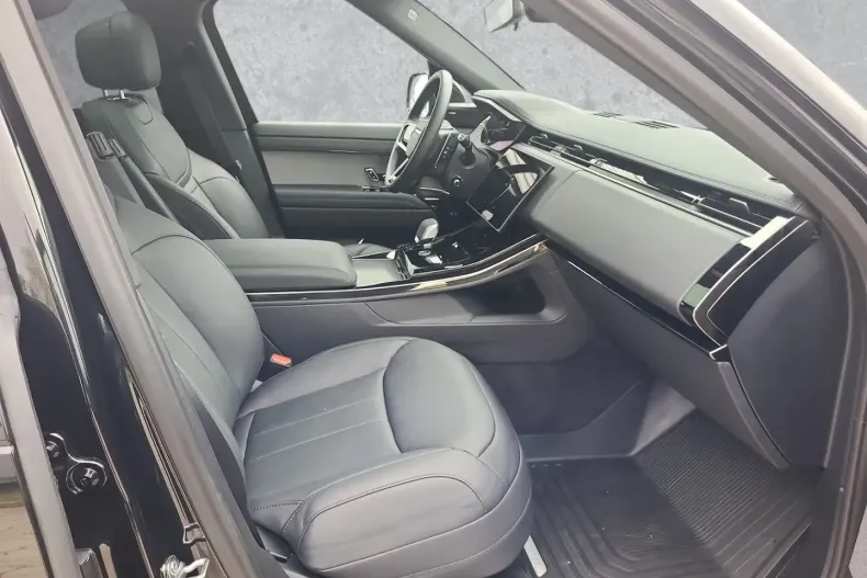 Land Rover Range Rover Sport din 2024 cu 9.950 km - oferta LAN122042 - foto 3