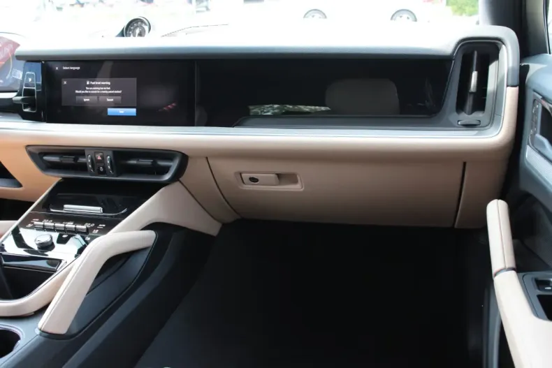 Porsche Cayenne din 2025 cu 0 km - oferta POR122050 - foto 6