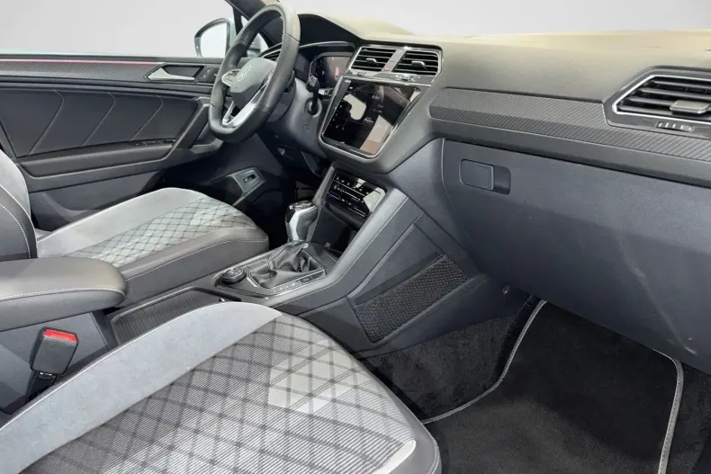 Volkswagen Tiguan Allspace din 2023 cu 41.902 km - oferta VOL122052 - foto 14