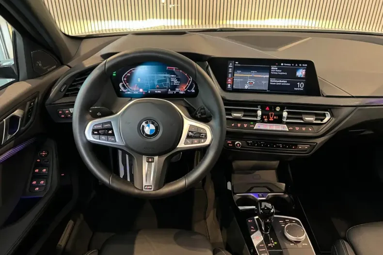 BMW 118 din 2024 cu 7.400 km - oferta BMW122054 - foto 11