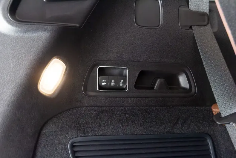 Mercedes-Benz GLS 450 din 2024 cu 9.900 km - oferta MER122056 - foto 26