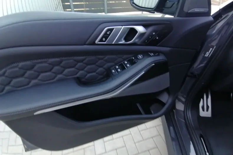 BMW X5 M din 2023 cu 54.787 km - oferta BMW122059 - foto 20