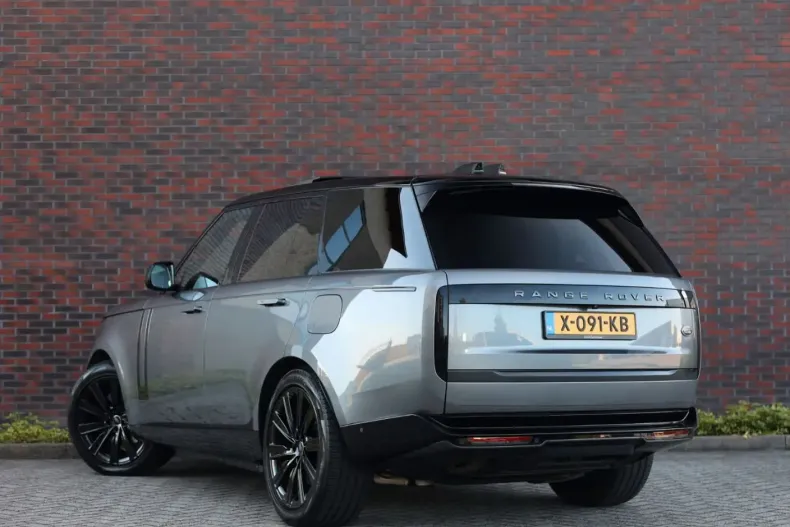 Land Rover Range Rover din 2022 cu 65.811 km - oferta LAN122063 - foto 2