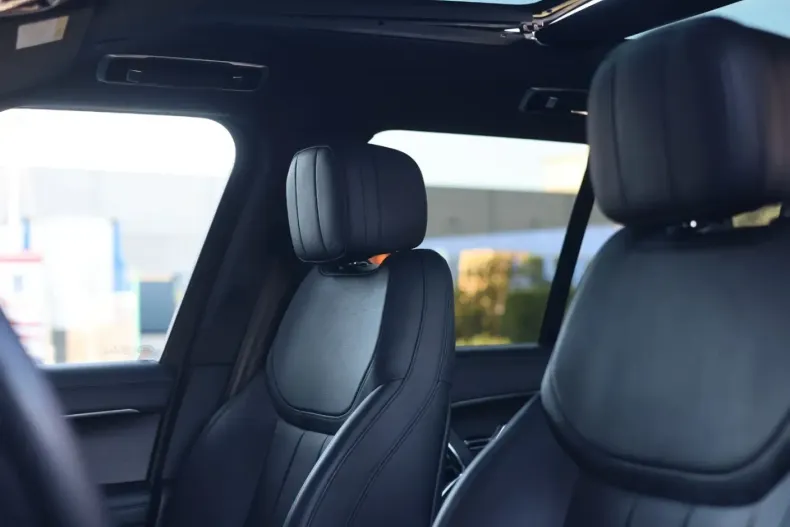 Land Rover Range Rover din 2022 cu 65.811 km - oferta LAN122063 - foto 18