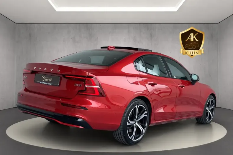 Volvo S60 din 2023 cu 19.659 km - oferta VOL122066 - foto 2