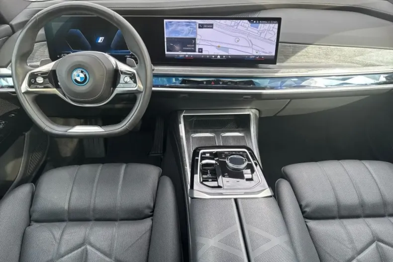 BMW 750 din 2024 cu 46.469 km - oferta BMW122068 - foto 8