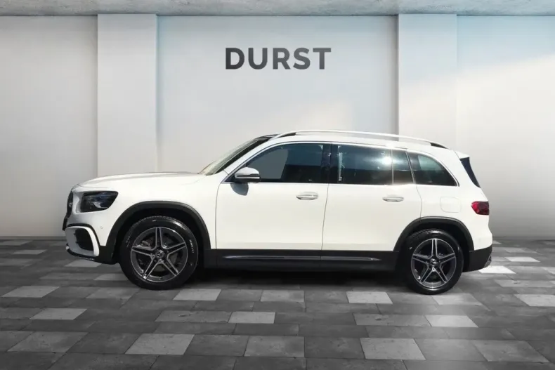 Mercedes-Benz GLB 220 din 2024 cu 8.558 km - oferta MER122072 - foto 3