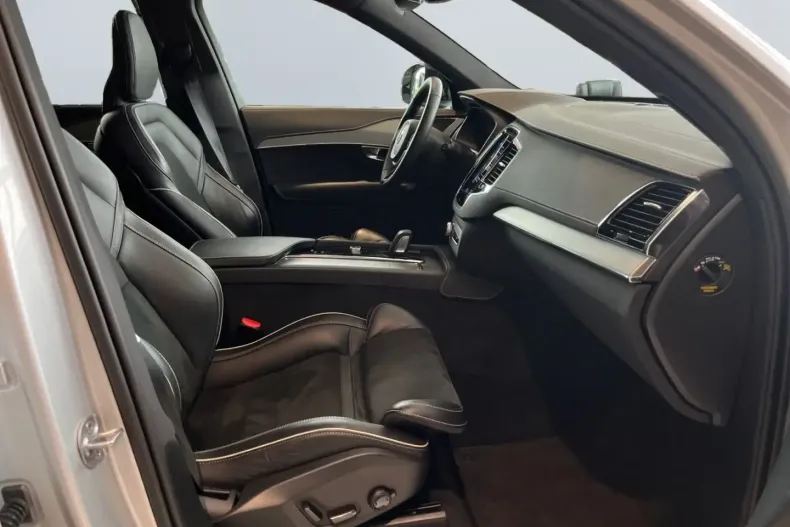 Volvo XC90 din 2022 cu 78.119 km - oferta VOL122075 - foto 21